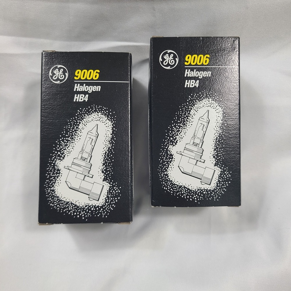 Lot of 2 GE 9006 Halogen Headlight Bulbs 12V 51W HB4 Low Beam Fog Light 13397